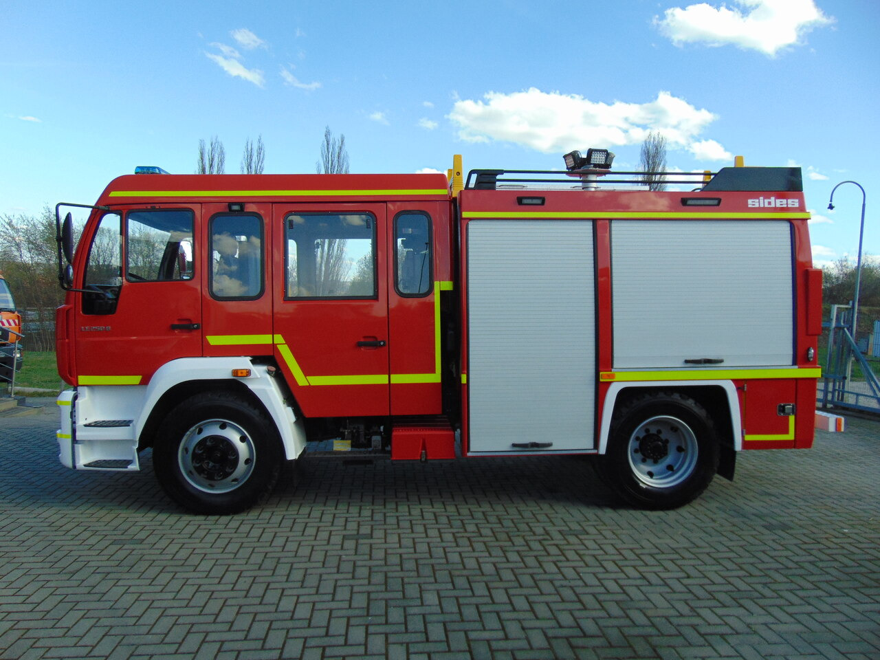 MAN LE250B SIDES - Tuletõrjeauto: pilt 5 MAN LE250B SIDES - Tuletõrjeauto: pilt 5