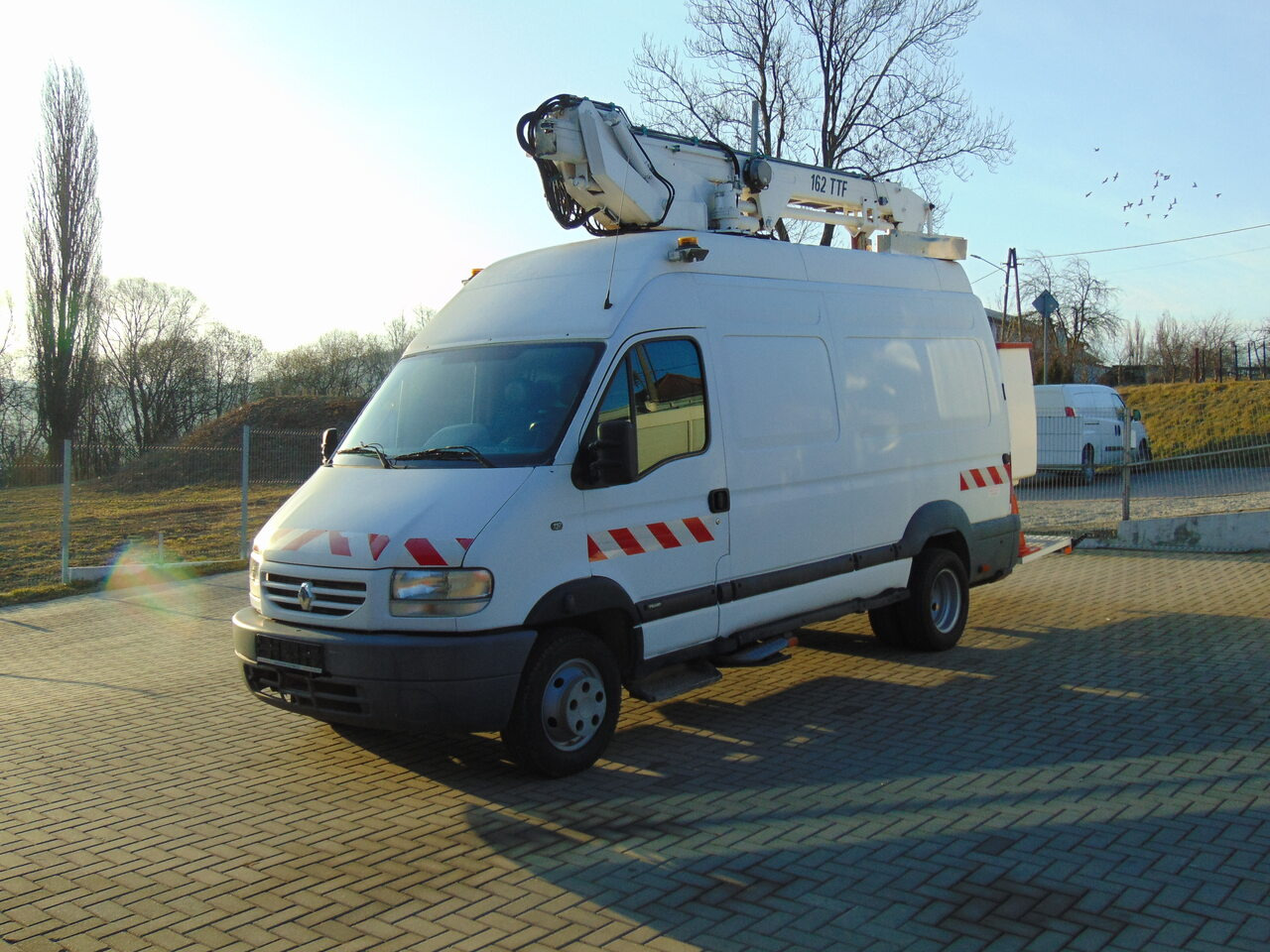 RENAULT Mascott 2,8dCi 110 L2H3 France Elevateur 152TTF 162TTF - Veoautolt tõusev platvorm: pilt 1 RENAULT Mascott 2,8dCi 110 L2H3 France Elevateur 152TTF 162TTF - Veoautolt tõusev platvorm: pilt 1