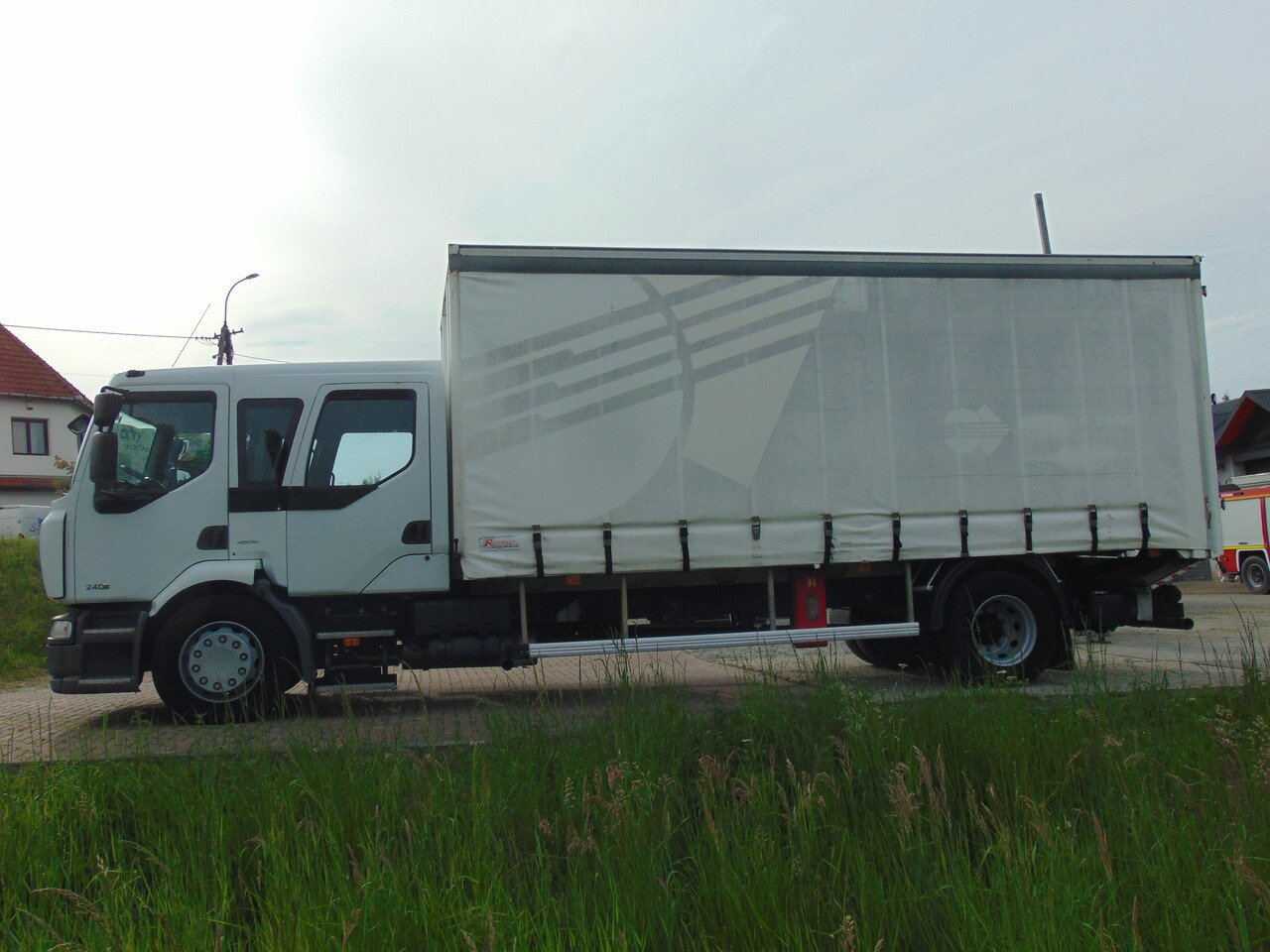 RENAULT Midlum 240DXi - Tent veoauto: pilt 5 RENAULT Midlum 240DXi - Tent veoauto: pilt 5