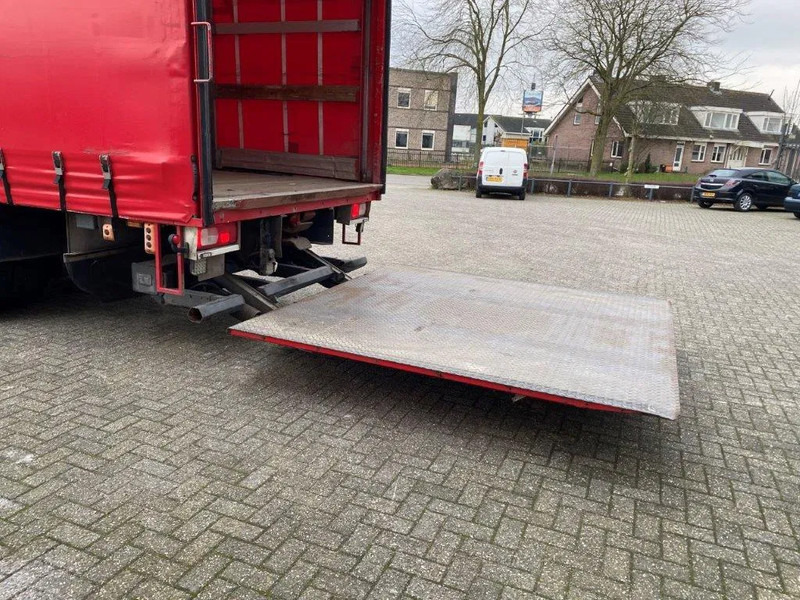 DAF CF400 / CURTAIN SAILS / BIG PLATFORM 2500 KG / DEB / NAVI / FULL-AIR / LWDS / ACC / AUTOMATIC / EURO-6 / 2015 - Kasti veoauto: pilt 4 DAF CF400 / CURTAIN SAILS / BIG PLATFORM 2500 KG / DEB / NAVI / FULL-AIR / LWDS / ACC / AUTOMATIC / EURO-6 / 2015 - Kasti veoauto: pilt 4