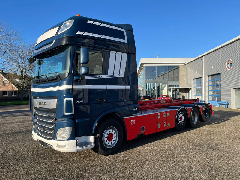 Konkstõstukiga veoauto DAF XF106-530 8X2 / AJK HOOKLIFT 25000KG / 9 TON FRONT AXLE / NAVI / ONLY:612482 KM / SSC / AUTOMATIC / EURO-6 / 2019: pilt 1