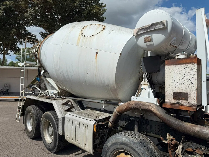 Liebherr 804 FSL 804 FSL / 8m³ / WATERTANK 500 LITER / POMP NOT INCLUDED / ! EMPTY ! / 2015 - Lisaseade: pilt 2 Liebherr 804 FSL 804 FSL / 8m³ / WATERTANK 500 LITER / POMP NOT INCLUDED / ! EMPTY ! / 2015 - Lisaseade: pilt 2