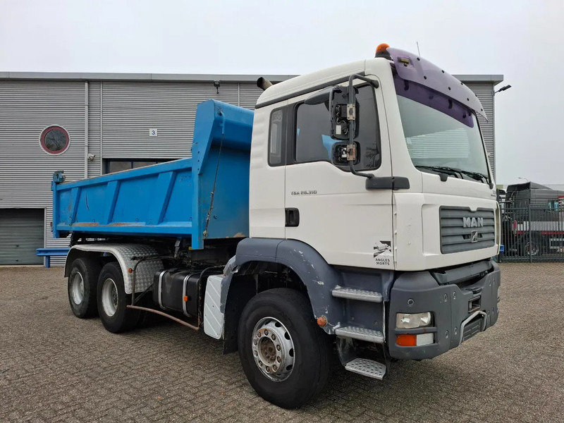 MAN TGA 26.310 / 6X4 / 2XBIG AXLE / 2SIDE TIPPER / ONLY:545423 KM / TUV:06-05-2026 / FULL-STEEL / AIRCO / MANUAL / EURO-4 / 2005 - Kallurauto: pilt 4 MAN TGA 26.310 / 6X4 / 2XBIG AXLE / 2SIDE TIPPER / ONLY:545423 KM / TUV:06-05-2026 / FULL-STEEL / AIRCO / MANUAL / EURO-4 / 2005 - Kallurauto: pilt 4