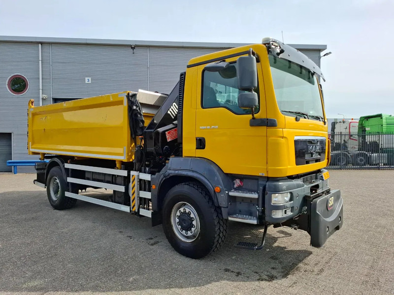 MAN TGM 18.250 / 4X4 / NL TRUCK / TUV:30-04-2026 / 118783 KM / HMF 1110 K2 / ROTATOR / GOOD TYRES / FULL-STEEL / DRUM BRAKES / MANUA - Kallurauto, Kraanaga veoauto: pilt 4 MAN TGM 18.250 / 4X4 / NL TRUCK / TUV:30-04-2026 / 118783 KM / HMF 1110 K2 / ROTATOR / GOOD TYRES / FULL-STEEL / DRUM BRAKES / MANUA - Kallurauto, Kraanaga veoauto: pilt 4