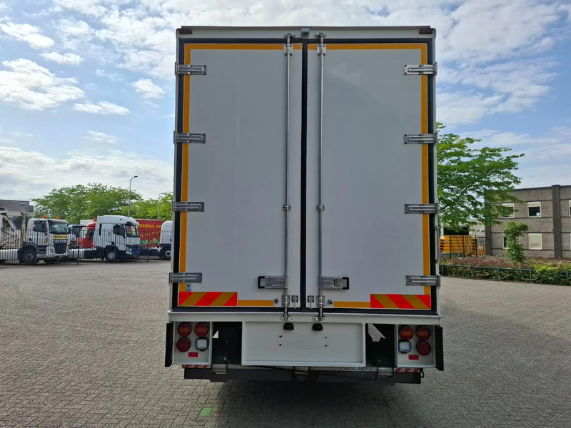 Mercedes-Benz Actros 1843 / GERMAN FLOWER TRUCK / 162021 KM / ISOLATED BOX / COOL & HEATED / NAVI / PLATFORM 1500 KG / TOP CONDITION / FULL-AI - Toiduauto: pilt 4 Mercedes-Benz Actros 1843 / GERMAN FLOWER TRUCK / 162021 KM / ISOLATED BOX / COOL & HEATED / NAVI / PLATFORM 1500 KG / TOP CONDITION / FULL-AI - Toiduauto: pilt 4