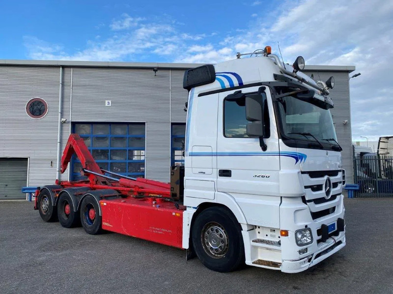 Mercedes-Benz Actros 3260 V8 / 15,9L / 8X4 / BIG AXLE / PALFINGER T26 HOOKLIFT / LIFT+LENKACHSE / FULL-AIR / AIRCO / AUTOMATIC / EURO-5 / 2013 - Konkstõstukiga veoauto: pilt 5 Mercedes-Benz Actros 3260 V8 / 15,9L / 8X4 / BIG AXLE / PALFINGER T26 HOOKLIFT / LIFT+LENKACHSE / FULL-AIR / AIRCO / AUTOMATIC / EURO-5 / 2013 - Konkstõstukiga veoauto: pilt 5