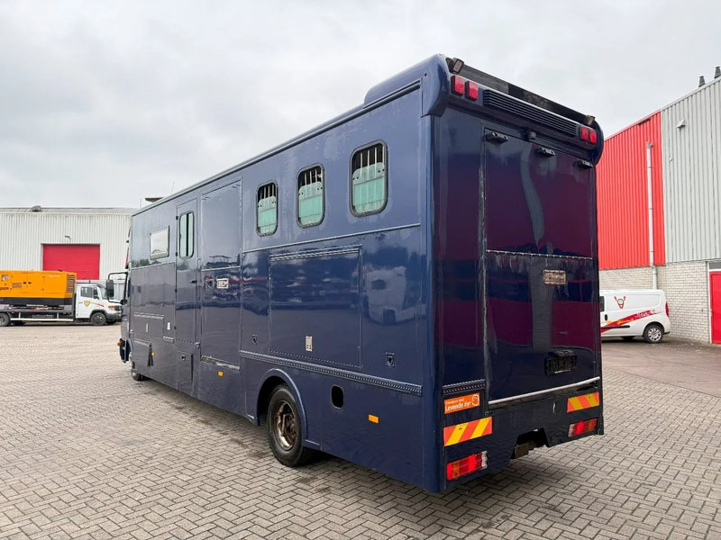 Mercedes-Benz Atego 1223 / ENGINE RUNNING / ONLY:159450 KM / HORSETRUCK / HEATED BOX / WATERTANK / LIVING ROOM / EURO-2 / MANUAL / 1998 - Hobuseauto: pilt 3 Mercedes-Benz Atego 1223 / ENGINE RUNNING / ONLY:159450 KM / HORSETRUCK / HEATED BOX / WATERTANK / LIVING ROOM / EURO-2 / MANUAL / 1998 - Hobuseauto: pilt 3