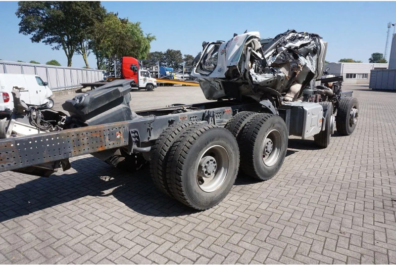 Renault C460 / 8X4 / BIG AXLE / FULL STEEL / 2 X LENKACHSE / EURO-6 / 2022 - Kabiinišassiiga veoauto: pilt 4 Renault C460 / 8X4 / BIG AXLE / FULL STEEL / 2 X LENKACHSE / EURO-6 / 2022 - Kabiinišassiiga veoauto: pilt 4