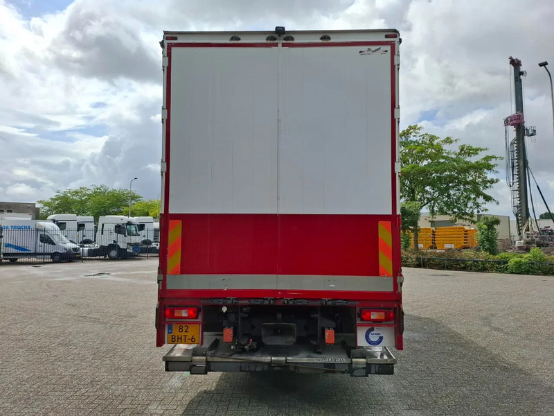 Renault T470 / CLEAN NL TRUCK / TUV:04-11-2025 / SLIDING ROOF / CURTAIN SAILS / SMART TACHO / ACC / LWDS / PLATFORM 2000KG / FRIDGE / AU - Kasti veoauto: pilt 4 Renault T470 / CLEAN NL TRUCK / TUV:04-11-2025 / SLIDING ROOF / CURTAIN SAILS / SMART TACHO / ACC / LWDS / PLATFORM 2000KG / FRIDGE / AU - Kasti veoauto: pilt 4