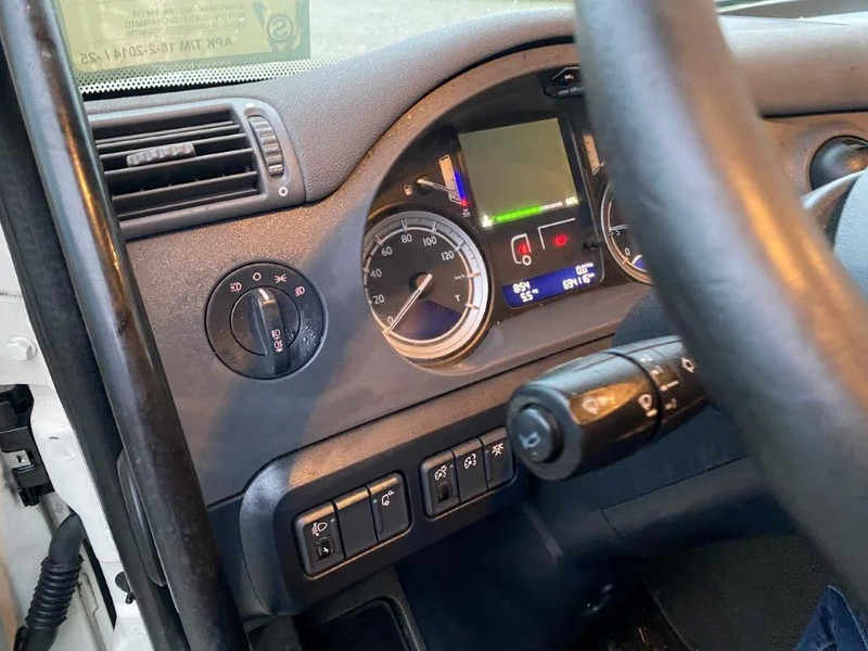 Sadulveok DAF CF370 / NICE CLEAN NL TRUCK / TYRES 80% / AUTOMATIC / EURO-6 / 2015: pilt 10