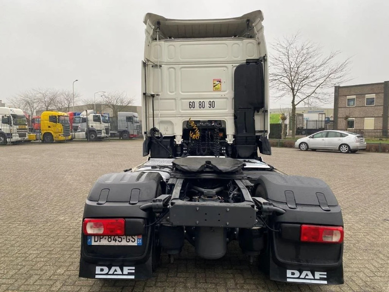 DAF XF106-460 / AUTOMATIC / DEB / PARKCOOL / AIRCO / EURO-6 / 2015 - Sadulveok: pilt 4 DAF XF106-460 / AUTOMATIC / DEB / PARKCOOL / AIRCO / EURO-6 / 2015 - Sadulveok: pilt 4