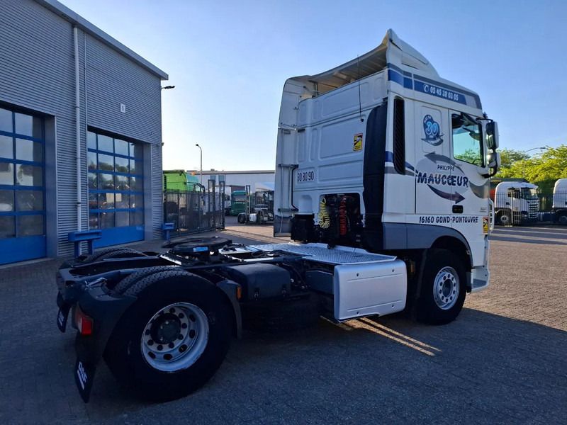 DAF XF106-460 / INTARDER / DEB / MANUAL / AIRCO / CLEAN TRUCK / EURO-6 / 2014 - Sadulveok: pilt 5 DAF XF106-460 / INTARDER / DEB / MANUAL / AIRCO / CLEAN TRUCK / EURO-6 / 2014 - Sadulveok: pilt 5