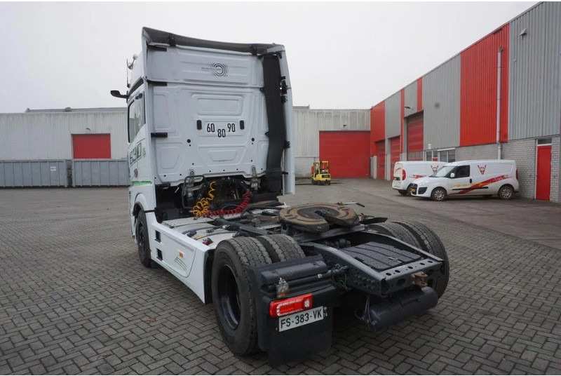 Mercedes-Benz ACTROS 1863 / ENGINE RUNNING / RETARDER/ HYDRAULICS / ONLY: 268593KM / GIGA-SPACE / MIRRORCAM / AUTOMATIC / EURO-6 / 2020 - Sadulveok: pilt 5 Mercedes-Benz ACTROS 1863 / ENGINE RUNNING / RETARDER/ HYDRAULICS / ONLY: 268593KM / GIGA-SPACE / MIRRORCAM / AUTOMATIC / EURO-6 / 2020 - Sadulveok: pilt 5