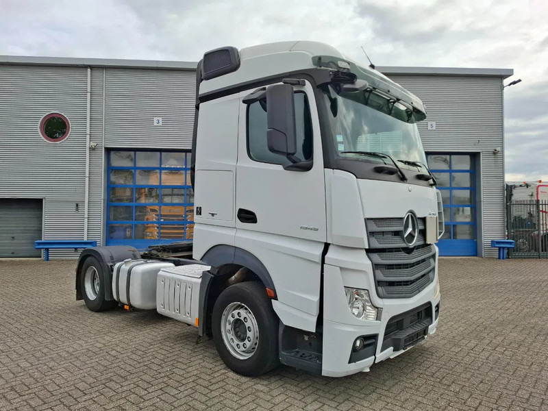 Mercedes-Benz Actros 1945 / DOUBLE TANK / ONLY:508736 KM / 2XBED / FRIDGE / AUTOMATIC / EURO-6 / 2015 - Sadulveok: pilt 2 Mercedes-Benz Actros 1945 / DOUBLE TANK / ONLY:508736 KM / 2XBED / FRIDGE / AUTOMATIC / EURO-6 / 2015 - Sadulveok: pilt 2