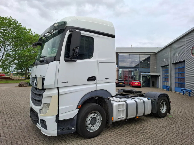 Mercedes-Benz Actros 1945 / DOUBLE TANK / ONLY:508736 KM / 2XBED / FRIDGE / AUTOMATIC / EURO-6 / 2015 - Sadulveok: pilt 1 Mercedes-Benz Actros 1945 / DOUBLE TANK / ONLY:508736 KM / 2XBED / FRIDGE / AUTOMATIC / EURO-6 / 2015 - Sadulveok: pilt 1
