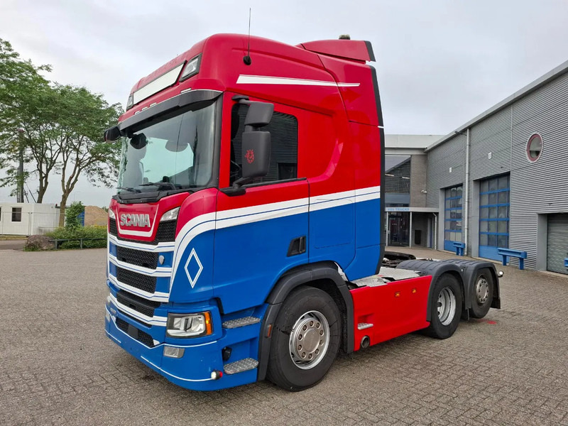 Scania NGS R500 / 6X2 / FULL-AIR / NAVI / LWDS / 768193 KM / AUTOMATIC / EURO-6 / 2018 - Sadulveok: pilt 1 Scania NGS R500 / 6X2 / FULL-AIR / NAVI / LWDS / 768193 KM / AUTOMATIC / EURO-6 / 2018 - Sadulveok: pilt 1