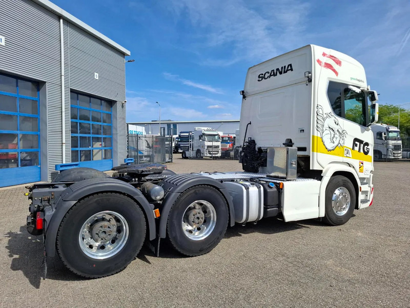 Scania NGS R650 V8 / 6X4 / RETARDER / 2X BIG AXLE / PARKCOOL / DOUBLE TANK / INLINER / FULL-AIR / ALCOA / LEATHER / NAVI / GEN2 V2 / EU - Sadulveok: pilt 5 Scania NGS R650 V8 / 6X4 / RETARDER / 2X BIG AXLE / PARKCOOL / DOUBLE TANK / INLINER / FULL-AIR / ALCOA / LEATHER / NAVI / GEN2 V2 / EU - Sadulveok: pilt 5