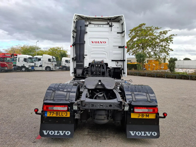 Volvo FH4-460 / CLEAN NL TRUCK / VEB+ / ADR / ACC / LWDS / DAS / DOUBLE TANK / LEATHER / FRIDGE / ALCOA / EURO-6 / 2016 - Sadulveok: pilt 4 Volvo FH4-460 / CLEAN NL TRUCK / VEB+ / ADR / ACC / LWDS / DAS / DOUBLE TANK / LEATHER / FRIDGE / ALCOA / EURO-6 / 2016 - Sadulveok: pilt 4