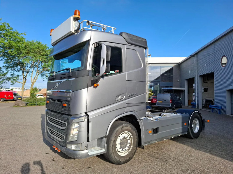 Volvo FH4-460 / HYDRAULICS / VEB+ / TUV:21-08-2025 / FRIDGE / AUTOMATIC / EURO-6 / 2015 - Sadulveok: pilt 1 Volvo FH4-460 / HYDRAULICS / VEB+ / TUV:21-08-2025 / FRIDGE / AUTOMATIC / EURO-6 / 2015 - Sadulveok: pilt 1