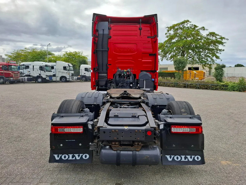 Volvo FH4-500 / VEB+ / ACC / LWDS / FULL-AIR / LIFT AXLE / 705064 KM / FRIDGE / AUTOMATIC / EURO-6 / 2018 - Sadulveok: pilt 4 Volvo FH4-500 / VEB+ / ACC / LWDS / FULL-AIR / LIFT AXLE / 705064 KM / FRIDGE / AUTOMATIC / EURO-6 / 2018 - Sadulveok: pilt 4