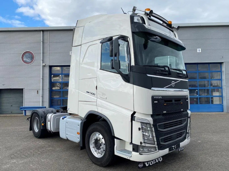 Volvo FH4-500 / VEB+ / HYDRAULICS / LWDS / I-PARCOOL / FRIDGE / AUTOMATIC / EURO-6 / 2018 - Sadulveok: pilt 2 Volvo FH4-500 / VEB+ / HYDRAULICS / LWDS / I-PARCOOL / FRIDGE / AUTOMATIC / EURO-6 / 2018 - Sadulveok: pilt 2