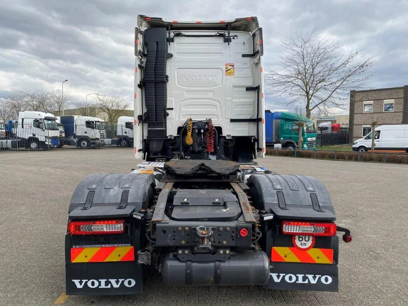 Volvo FH4-500 / VEB+ / HYDRAULICS / LWDS / I-PARCOOL / FRIDGE / AUTOMATIC / EURO-6 / 2018 - Sadulveok: pilt 4 Volvo FH4-500 / VEB+ / HYDRAULICS / LWDS / I-PARCOOL / FRIDGE / AUTOMATIC / EURO-6 / 2018 - Sadulveok: pilt 4