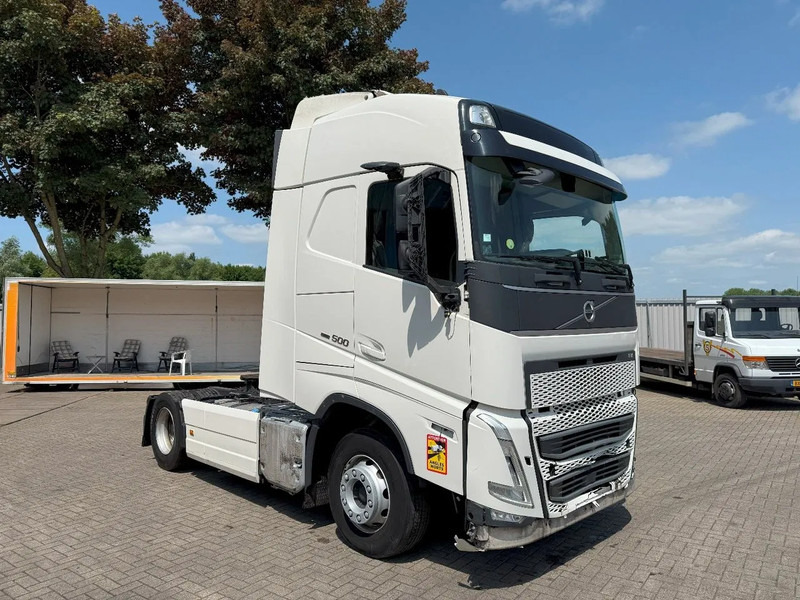 Volvo FH5-500 / ENGINE RUNNING / TURBO COMPOUND / ONLY:434243 KM / VEB+ / PARKCOOL / DOUBLE TANK / EURO-6 / 2021 - Sadulveok: pilt 2 Volvo FH5-500 / ENGINE RUNNING / TURBO COMPOUND / ONLY:434243 KM / VEB+ / PARKCOOL / DOUBLE TANK / EURO-6 / 2021 - Sadulveok: pilt 2