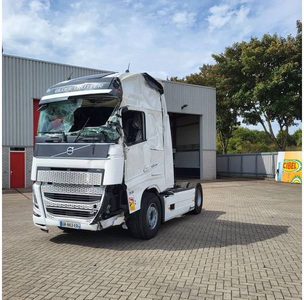 Volvo FH5-500 XL / ENGINE RUNNING / VEB+ / I-PARKCOOL / ONLY:349717 KM / I-SAVE / ACC / LWDS / SIDESKIRTS / AUTOMATIC / EURO-6 / 2023 - Sadulveok: pilt 1 Volvo FH5-500 XL / ENGINE RUNNING / VEB+ / I-PARKCOOL / ONLY:349717 KM / I-SAVE / ACC / LWDS / SIDESKIRTS / AUTOMATIC / EURO-6 / 2023 - Sadulveok: pilt 1