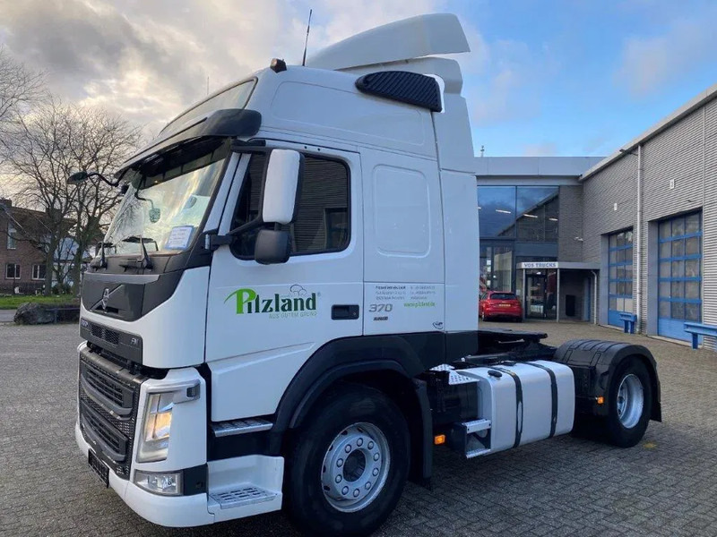 Volvo FM11-370 / GERMAN TRUCK / KB CHASSIS / VEB / ACC / LWDS / DOUBLE TANK / ONLY:763562 KM / AIRCO / AUTOMATIC / EURO-6 / 2018 - Sadulveok: pilt 1 Volvo FM11-370 / GERMAN TRUCK / KB CHASSIS / VEB / ACC / LWDS / DOUBLE TANK / ONLY:763562 KM / AIRCO / AUTOMATIC / EURO-6 / 2018 - Sadulveok: pilt 1