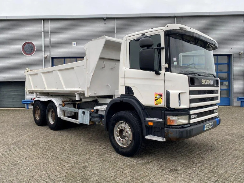 Scania 124-400 / 6X4 / RETARDER / BIG AXLE / FULL STEEL / 2SIDE TIPPER / OLD TACHO / AIRCO / MANUAL / EURO-2 / 2000 - Kallurauto: pilt 5 Scania 124-400 / 6X4 / RETARDER / BIG AXLE / FULL STEEL / 2SIDE TIPPER / OLD TACHO / AIRCO / MANUAL / EURO-2 / 2000 - Kallurauto: pilt 5