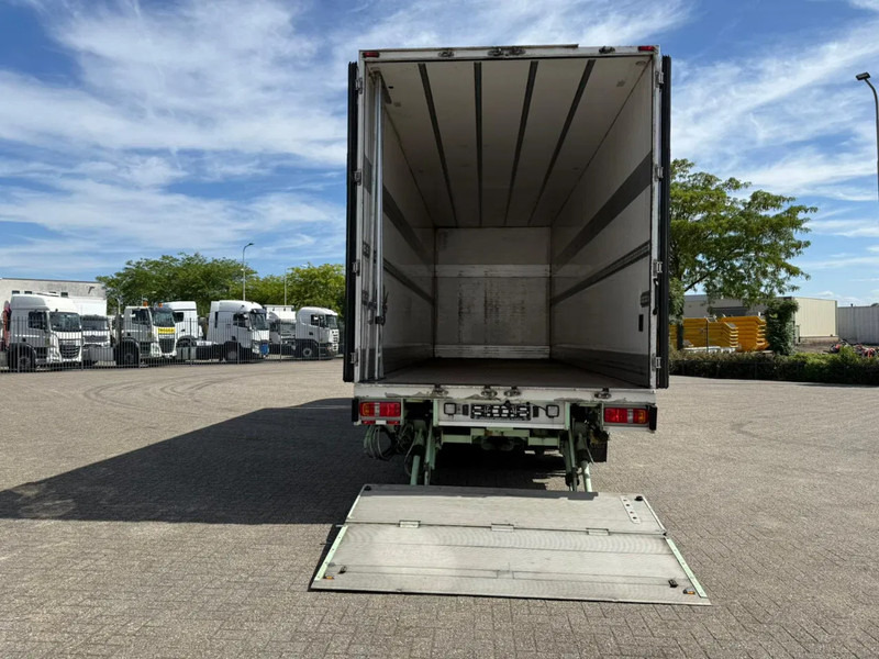 Scania R450 / RETARDER / ISOLATED GERMAN FLOWER COMBI / THROUGH-LOADING SYSTEM / SMART TACHO / 2XPLATFORM / LIFT+LENKACHSE / LWDS / EUR - Külmutiga veoauto: pilt 5 Scania R450 / RETARDER / ISOLATED GERMAN FLOWER COMBI / THROUGH-LOADING SYSTEM / SMART TACHO / 2XPLATFORM / LIFT+LENKACHSE / LWDS / EUR - Külmutiga veoauto: pilt 5