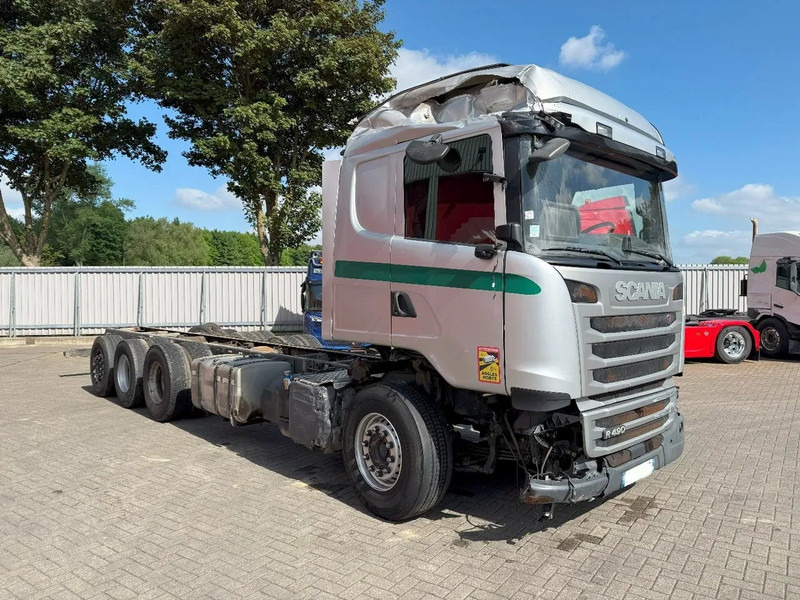 Scania R490 / 8X4 / ENGINE RUNNING / RETARDER / 9 TON FRONT AXLE / LIFT+LENKACHSE / AUTOMATIC / EURO-6 / 2017 - Kabiinišassiiga veoauto: pilt 2 Scania R490 / 8X4 / ENGINE RUNNING / RETARDER / 9 TON FRONT AXLE / LIFT+LENKACHSE / AUTOMATIC / EURO-6 / 2017 - Kabiinišassiiga veoauto: pilt 2