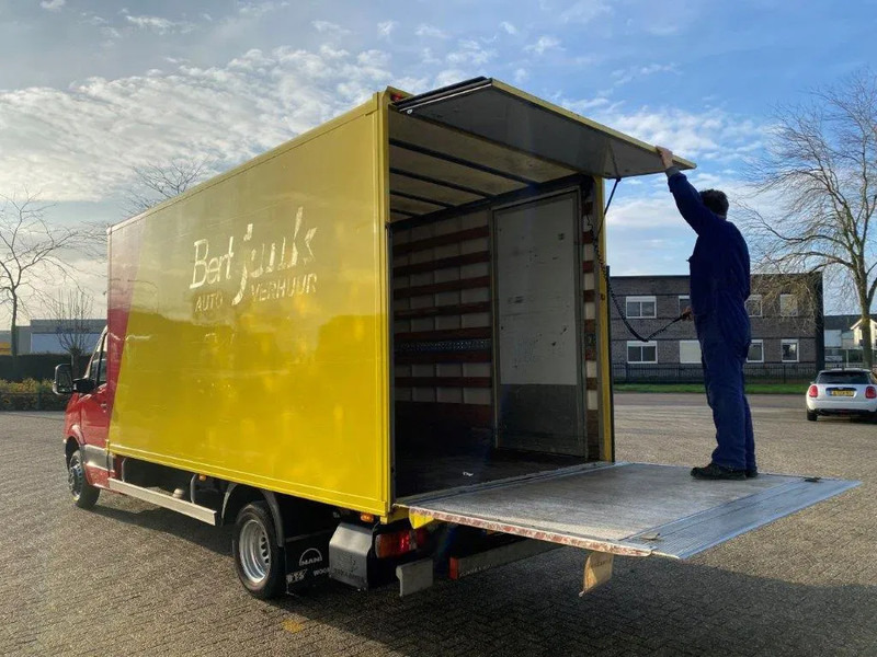 Volkswagen Crafter / NL VAN / PLATFORM / DOUBLE AIR REAR / TEMPOMAAT / AIRCO / ONLY:228596 KM / MANUAL / EURO- / 2015 - Kaubik: pilt 4 Volkswagen Crafter / NL VAN / PLATFORM / DOUBLE AIR REAR / TEMPOMAAT / AIRCO / ONLY:228596 KM / MANUAL / EURO- / 2015 - Kaubik: pilt 4