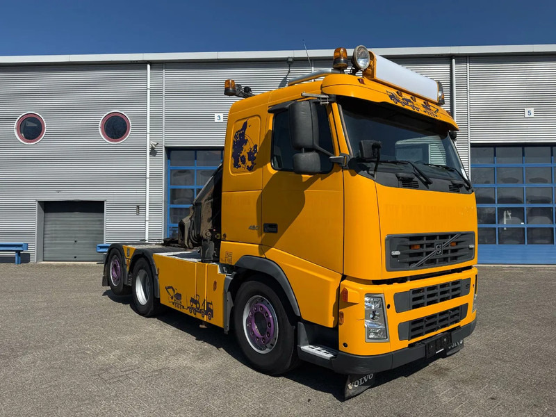 Volvo FH12-420 / CRANE AMCO VEBA V8204S / REMOTE / XENON / AIRCO / ANALOGE TACHO / MANUAL / EURO-3 / 2003 - Kraanaga veoauto: pilt 4 Volvo FH12-420 / CRANE AMCO VEBA V8204S / REMOTE / XENON / AIRCO / ANALOGE TACHO / MANUAL / EURO-3 / 2003 - Kraanaga veoauto: pilt 4