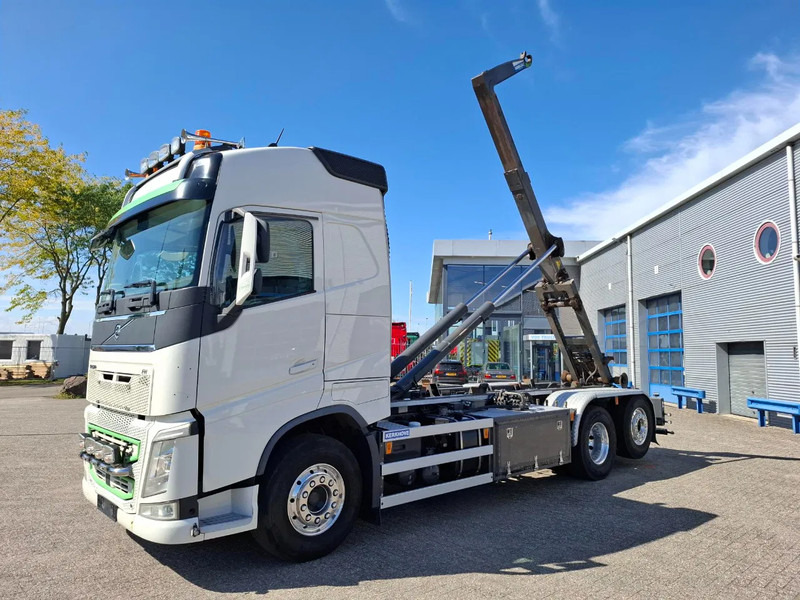 Volvo FH4-500 / VEB+ / HOOK 22 TON / LIFT+LENKACHSE / TUV:02-02-2026 / FULL-AIR / LWDS / NAVI / ALCOA / AUTOMATIC / EURO-6 / 2017 - Konkstõstukiga veoauto: pilt 1 Volvo FH4-500 / VEB+ / HOOK 22 TON / LIFT+LENKACHSE / TUV:02-02-2026 / FULL-AIR / LWDS / NAVI / ALCOA / AUTOMATIC / EURO-6 / 2017 - Konkstõstukiga veoauto: pilt 1