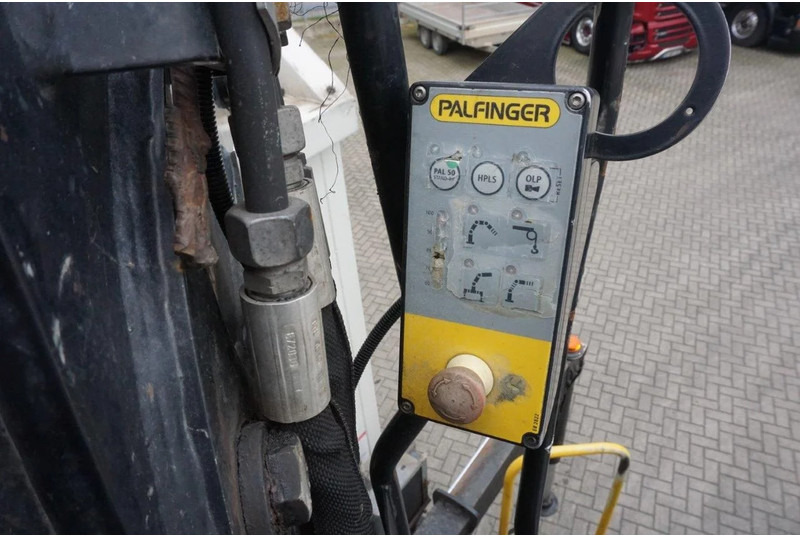 Kraanaga veoauto Volvo FM11-450 / ENGINE RUNNING / PALFINGER-0170L75 / LIFT+LENKACHSE / VEB / EURO-6 / 2015: pilt 19