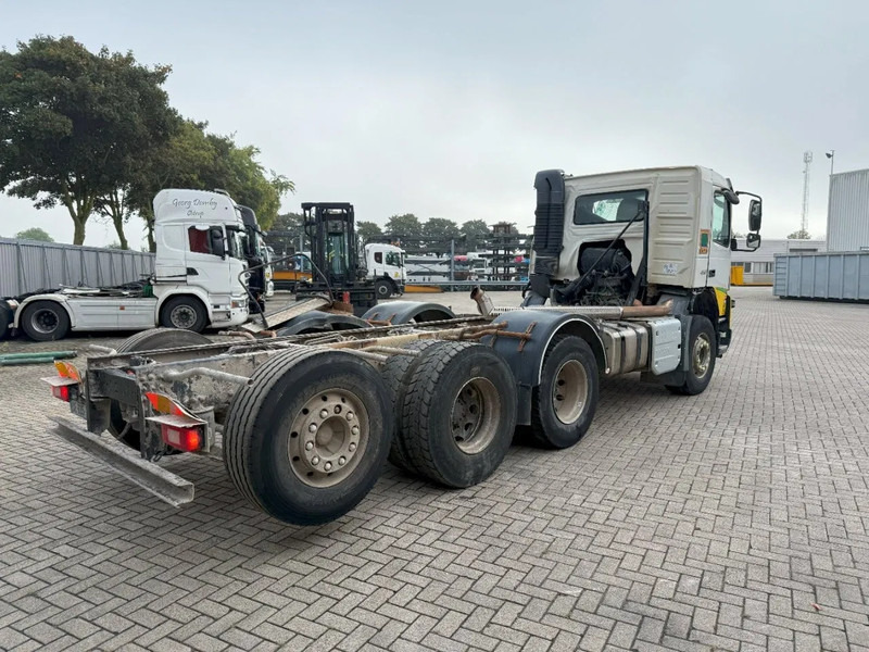 Volvo FMX 450 / ENGINE RUNNING / 8X4 / VEB / ONLY:260642 KM / PTO / LIFT+LENKACHSE / ALCOA / AUTOMATIC / EURO-6 / 2014 - Kabiinišassiiga veoauto: pilt 5 Volvo FMX 450 / ENGINE RUNNING / 8X4 / VEB / ONLY:260642 KM / PTO / LIFT+LENKACHSE / ALCOA / AUTOMATIC / EURO-6 / 2014 - Kabiinišassiiga veoauto: pilt 5