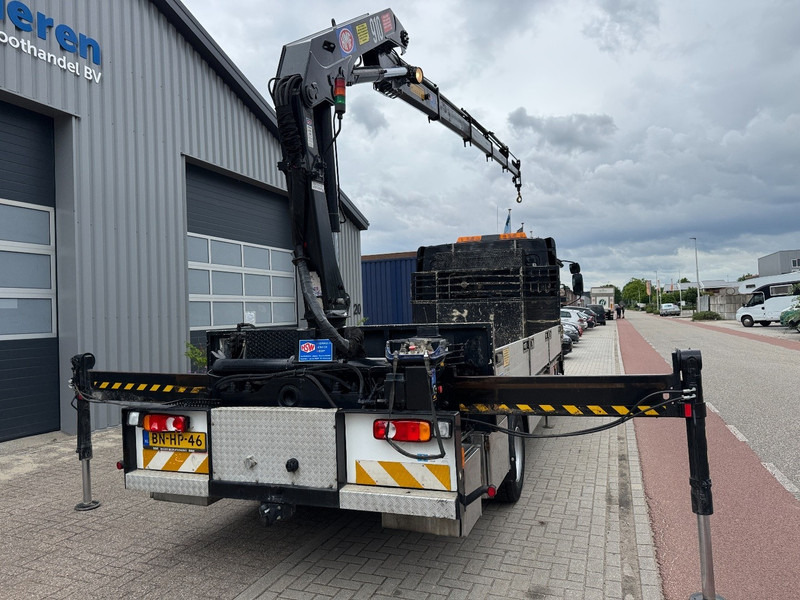 DAF LF45-220 HMF 910 K4 + 1 / Remote Control - Kraanaga veoauto: pilt 4 DAF LF45-220 HMF 910 K4 + 1 / Remote Control - Kraanaga veoauto: pilt 4