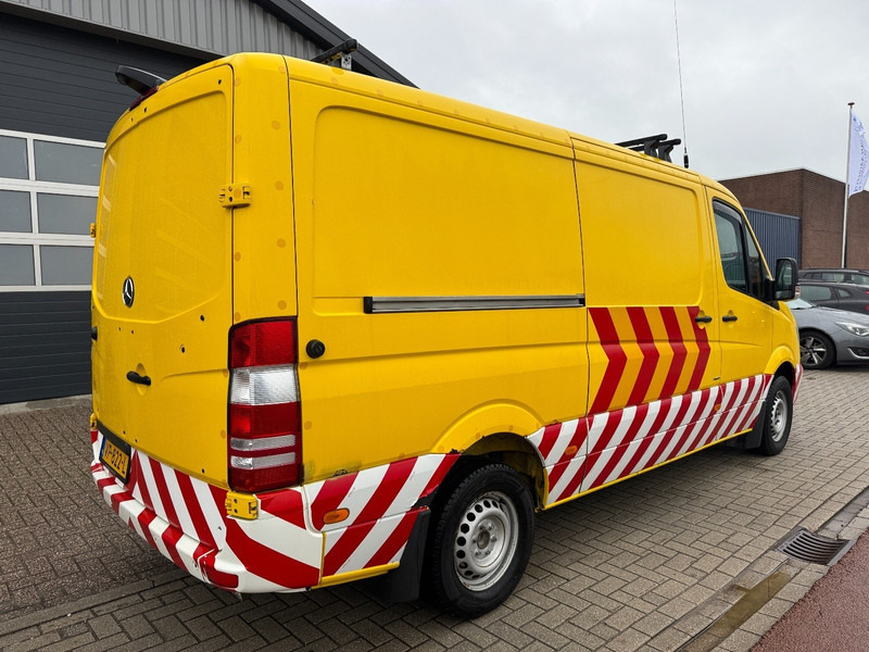 Mercedes-Benz 319 L2/H1 BF3 Begleit-/Convooi-/Begleiding-/Camper - Kaubik: pilt 3 Mercedes-Benz 319 L2/H1 BF3 Begleit-/Convooi-/Begleiding-/Camper - Kaubik: pilt 3