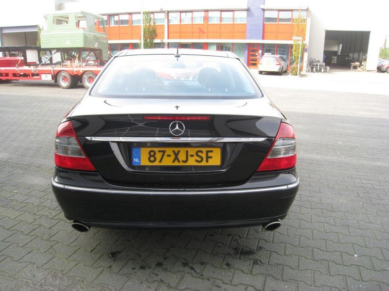 Mercedes-Benz E-Klasse 280 CDI, Sport - Sedaan: pilt 3 Mercedes-Benz E-Klasse 280 CDI, Sport - Sedaan: pilt 3
