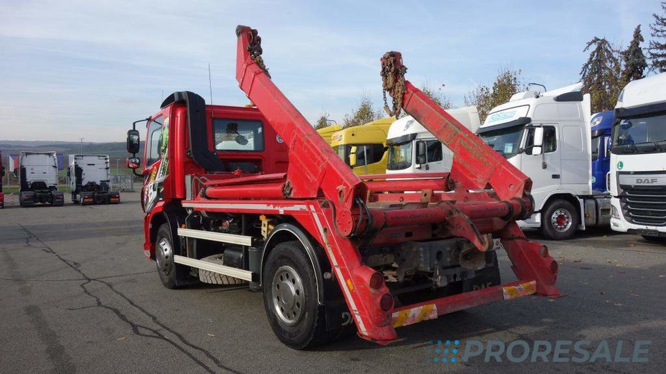 DAF CF 370 FA Day Cab EURO 6 řetězový nosič kontejnerů AK12 - Nöörtõstukiga veoauto: pilt 3 DAF CF 370 FA Day Cab EURO 6 řetězový nosič kontejnerů AK12 - Nöörtõstukiga veoauto: pilt 3