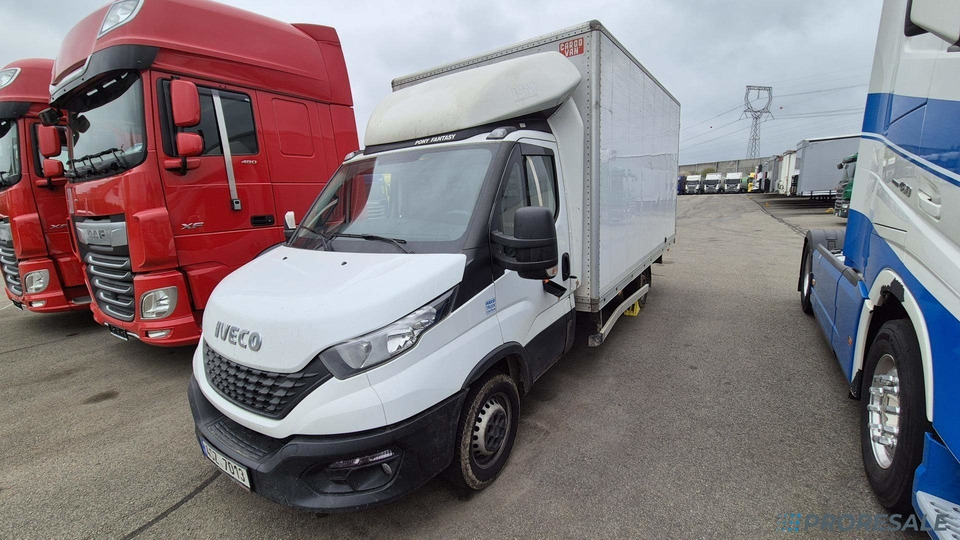 IVECO DAILY 35S16 skříň - 8 palet - Tarbesõiduk furgoon: pilt 2 IVECO DAILY 35S16 skříň - 8 palet - Tarbesõiduk furgoon: pilt 2