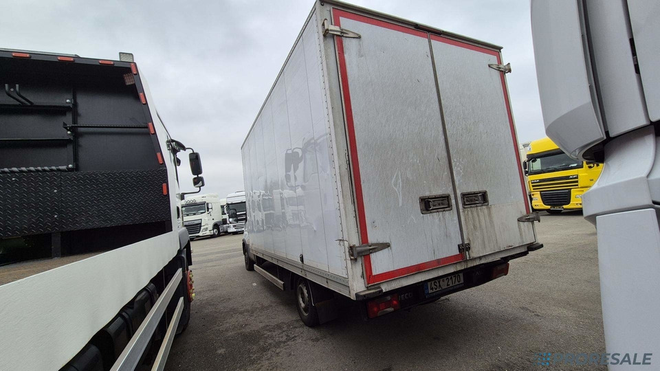IVECO DAILY 35S16 skříň - 8 palet - Tarbesõiduk furgoon: pilt 3 IVECO DAILY 35S16 skříň - 8 palet - Tarbesõiduk furgoon: pilt 3