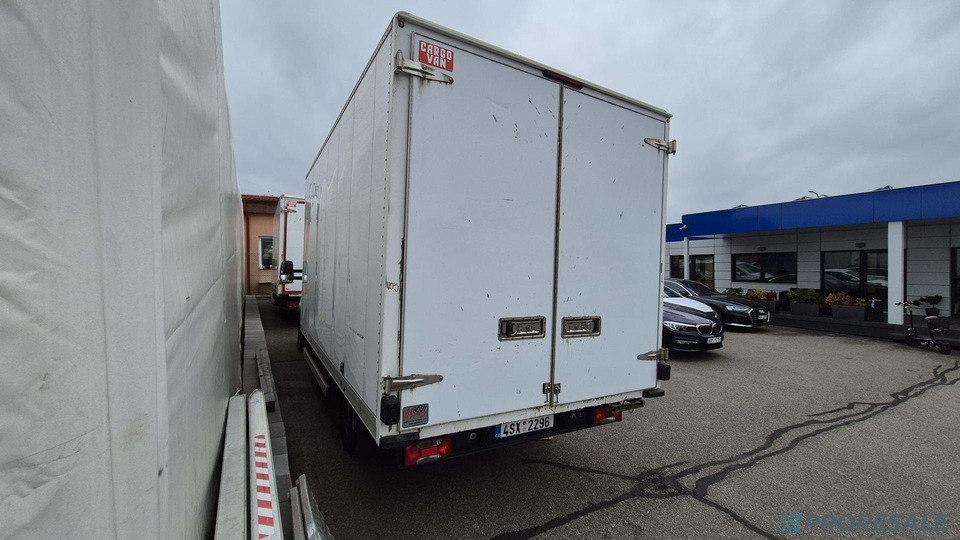 IVECO DAILY 35S16 skříň - 8 palet - Tarbesõiduk furgoon: pilt 3 IVECO DAILY 35S16 skříň - 8 palet - Tarbesõiduk furgoon: pilt 3