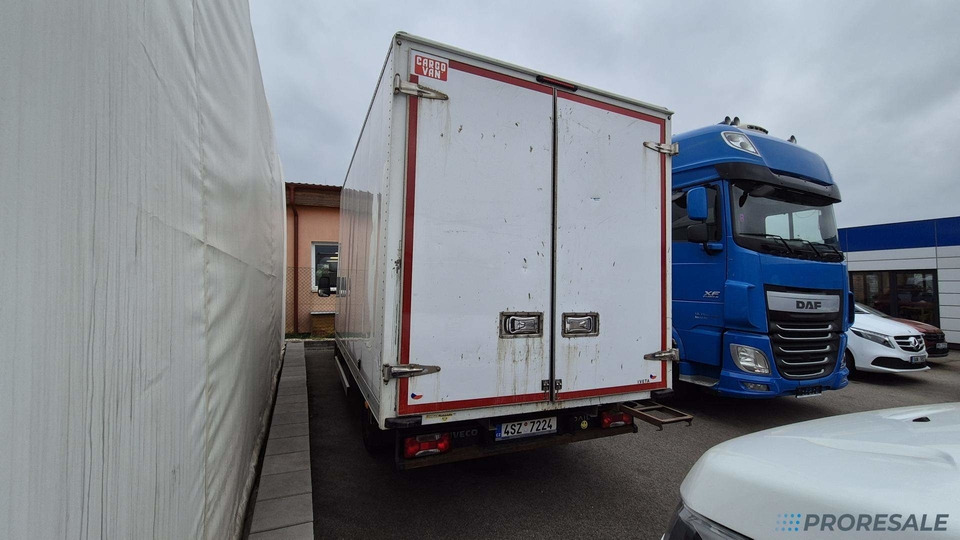 IVECO DAILY 35S16 skříň - 8 palet - Tarbesõiduk furgoon: pilt 3 IVECO DAILY 35S16 skříň - 8 palet - Tarbesõiduk furgoon: pilt 3