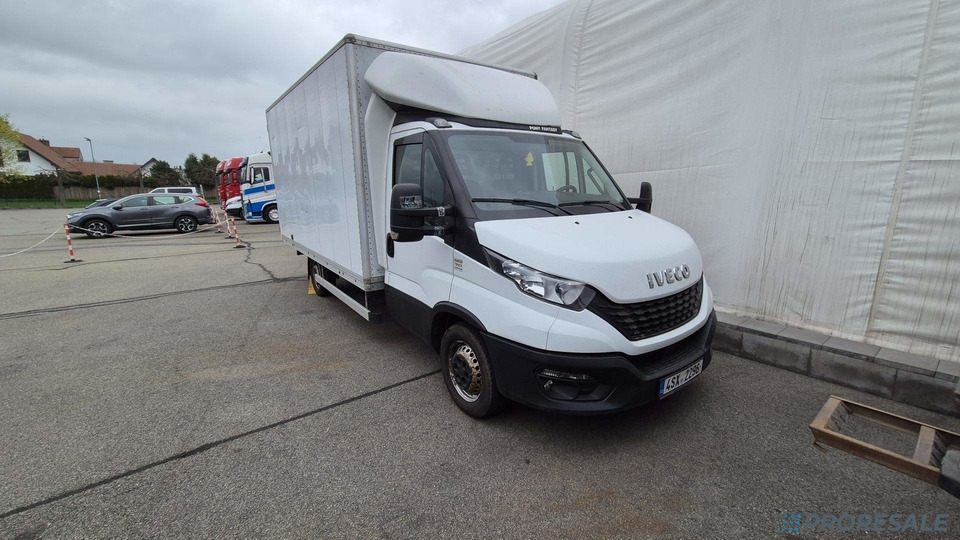 IVECO DAILY 35S16 skříň - 8 palet - Tarbesõiduk furgoon: pilt 1 IVECO DAILY 35S16 skříň - 8 palet - Tarbesõiduk furgoon: pilt 1