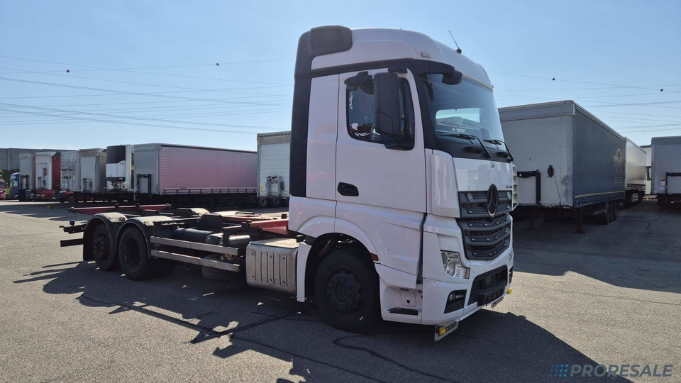 MERCEDES-BENZ ACTROS 2546 L 6X2 EURO 6 - pro přepravu BDF - Konteinerveduk/ Tõstukiga veoauto: pilt 1 MERCEDES-BENZ ACTROS 2546 L 6X2 EURO 6 - pro přepravu BDF - Konteinerveduk/ Tõstukiga veoauto: pilt 1