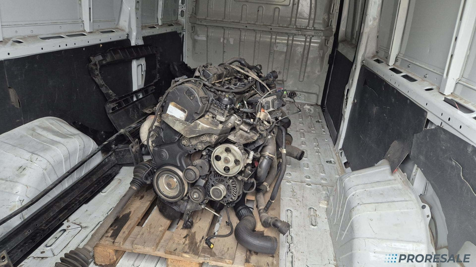 OPEL MOVANO 2,2 CDTi 121 kW - nepojízdný - demontovaný motor s převodovkou - Tarbesõiduk külmik: pilt 4 OPEL MOVANO 2,2 CDTi 121 kW - nepojízdný - demontovaný motor s převodovkou - Tarbesõiduk külmik: pilt 4