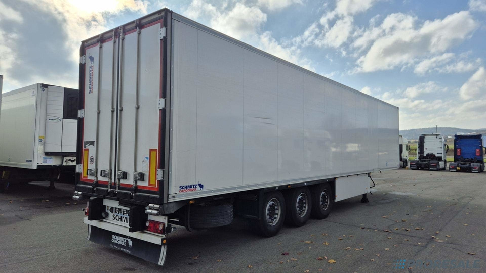 SCHMITZ CARGOBULL SKO 24/L - 13.4 FP60 COOL - mrazírenský - MULTITEMP + dělící stěna + dvojitá podlaha + agregát THERMO KING SLXi SPECTRUM - Külmutiga poolhaagis: pilt 3 SCHMITZ CARGOBULL SKO 24/L - 13.4 FP60 COOL - mrazírenský - MULTITEMP + dělící stěna + dvojitá podlaha + agregát THERMO KING SLXi SPECTRUM - Külmutiga poolhaagis: pilt 3