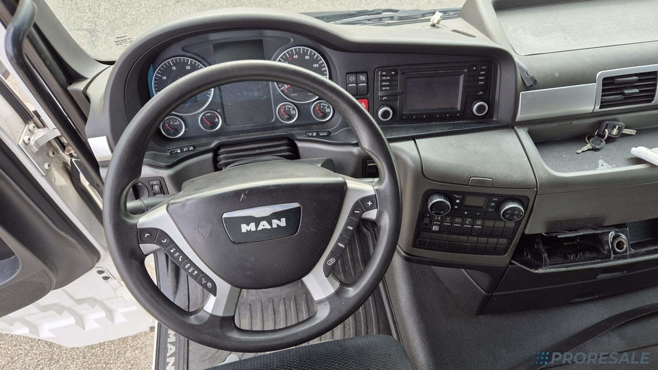 MAN TGX 18.480 4x2 BLS XLX EURO 6 - Sadulveok: pilt 4 MAN TGX 18.480 4x2 BLS XLX EURO 6 - Sadulveok: pilt 4
